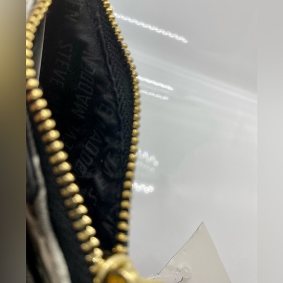 Steve Madden Tie Dye Credit Card Wallet - Picture 7 of 11